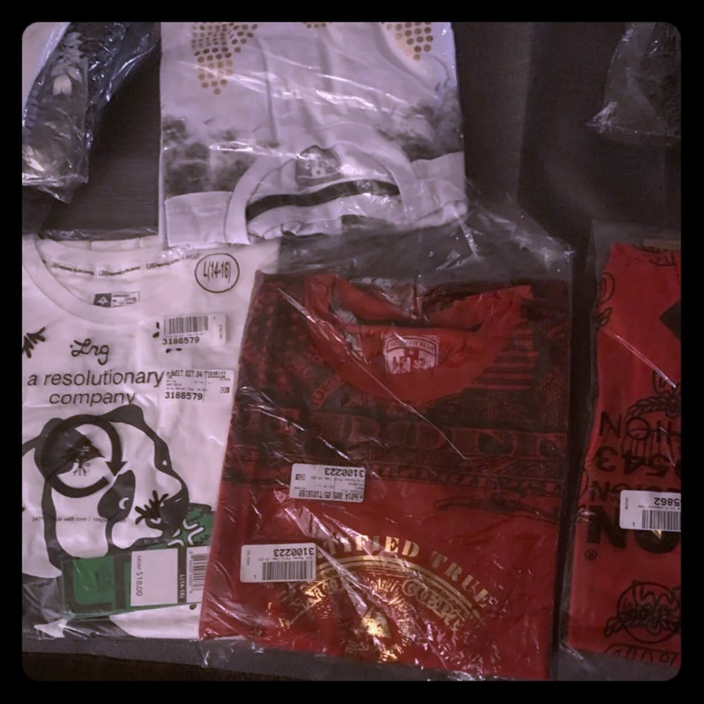 Bushnell kids tee.